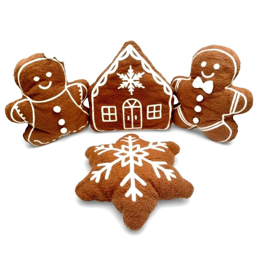 4Pc Gingerbread Man House Snowflake Boucle Sherpa Grandmacore Throw Pillows Set